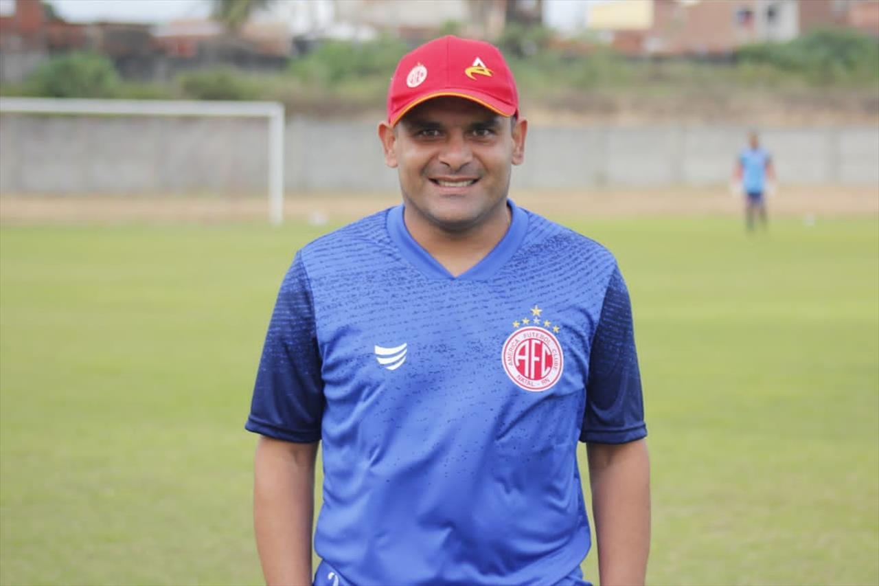 Manaus FC anuncia chegada do treinador Renatinho Potiguar
